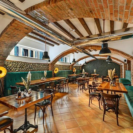 Stejarii Resort Ineu  Εξωτερικό φωτογραφία
