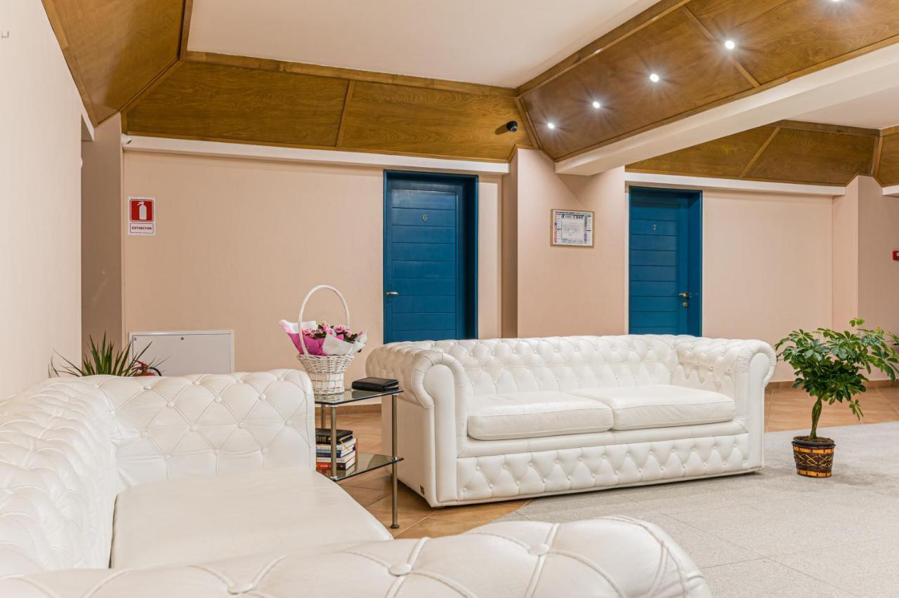 Stejarii Resort Ineu  Εξωτερικό φωτογραφία