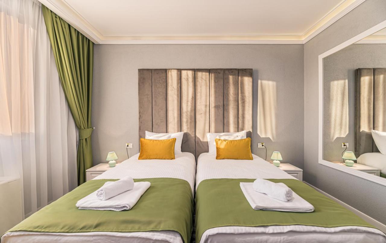 Stejarii Resort Ineu  Εξωτερικό φωτογραφία