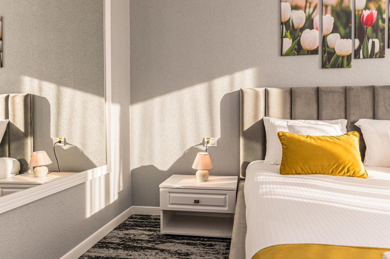 Stejarii Resort Ineu  Εξωτερικό φωτογραφία